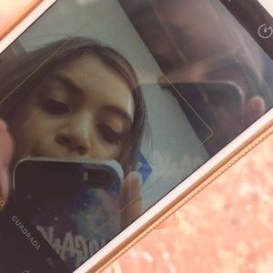 Meet your Posher, Anai